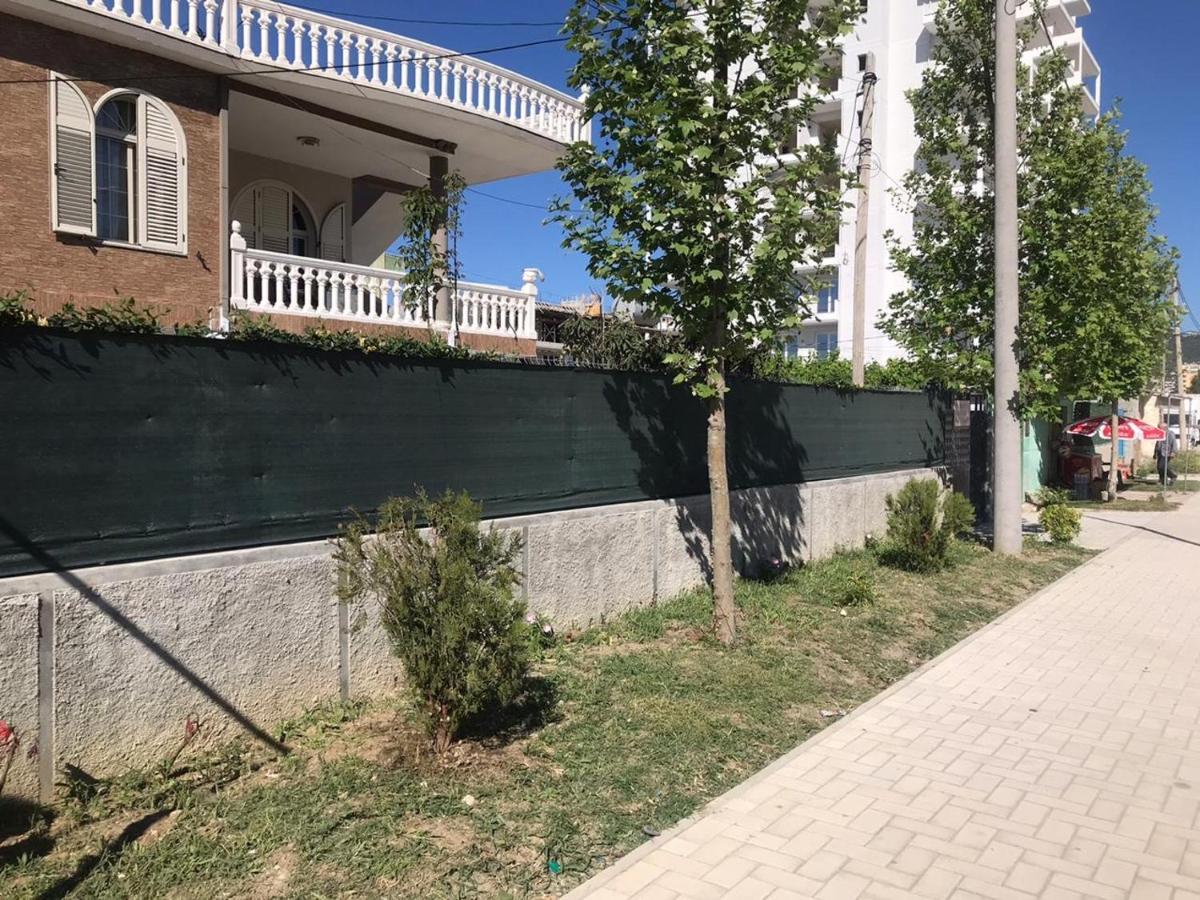 Vlorë Colombo酒店 外观 照片